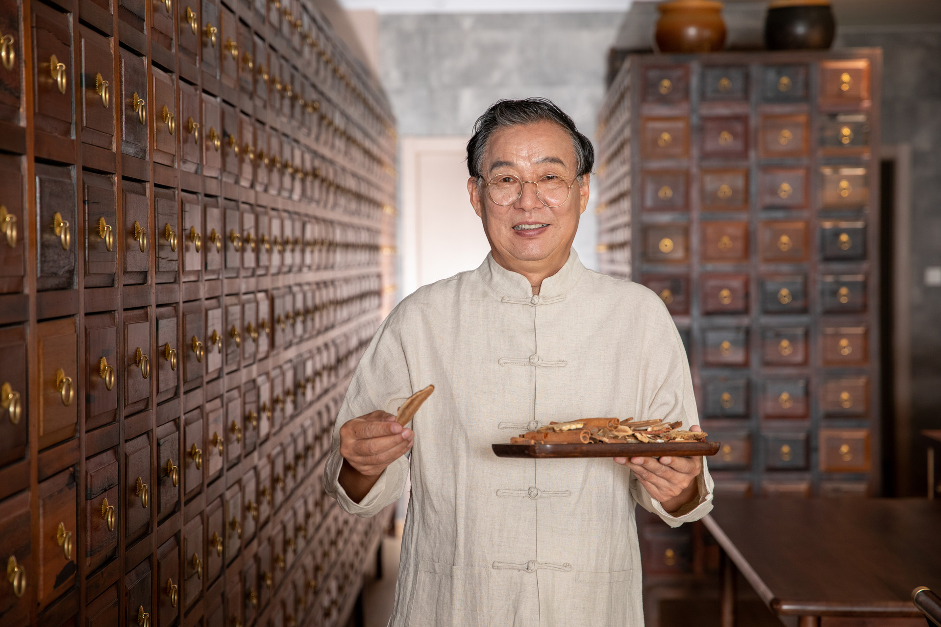 The Role of Traditional Chinese Medicine in Anti-Aging and Health Preservation for the Elderly