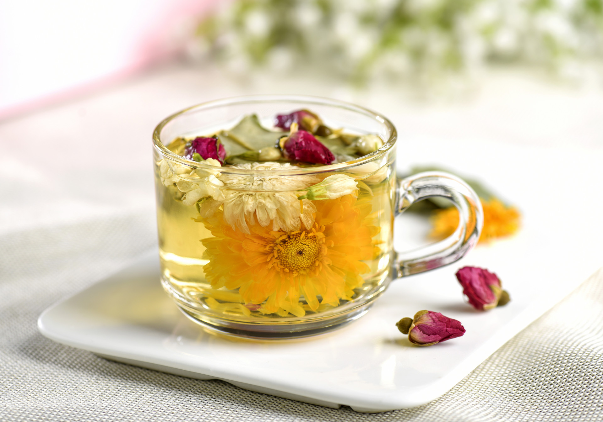 Zi Wei He Zhong Dai Tea: A Traditional Chinese Medicine Prescription for Qi Deficiency and Fatigue